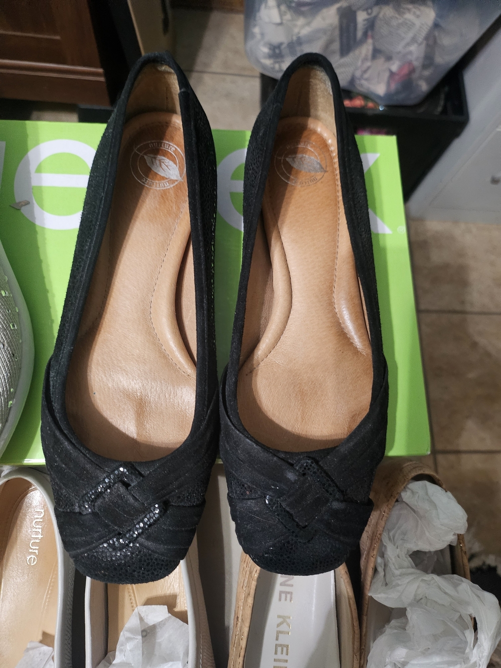 Nurture by Lamaze Black Women's Ballet Flats with Knot Detail Size 6.5M